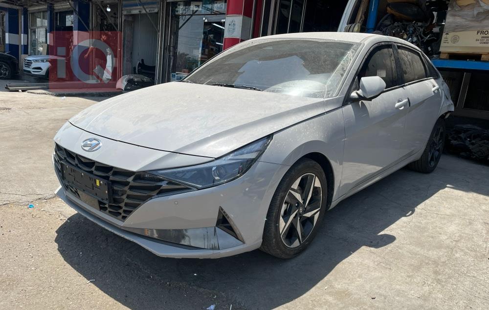 هیوندای ئەڤانتی